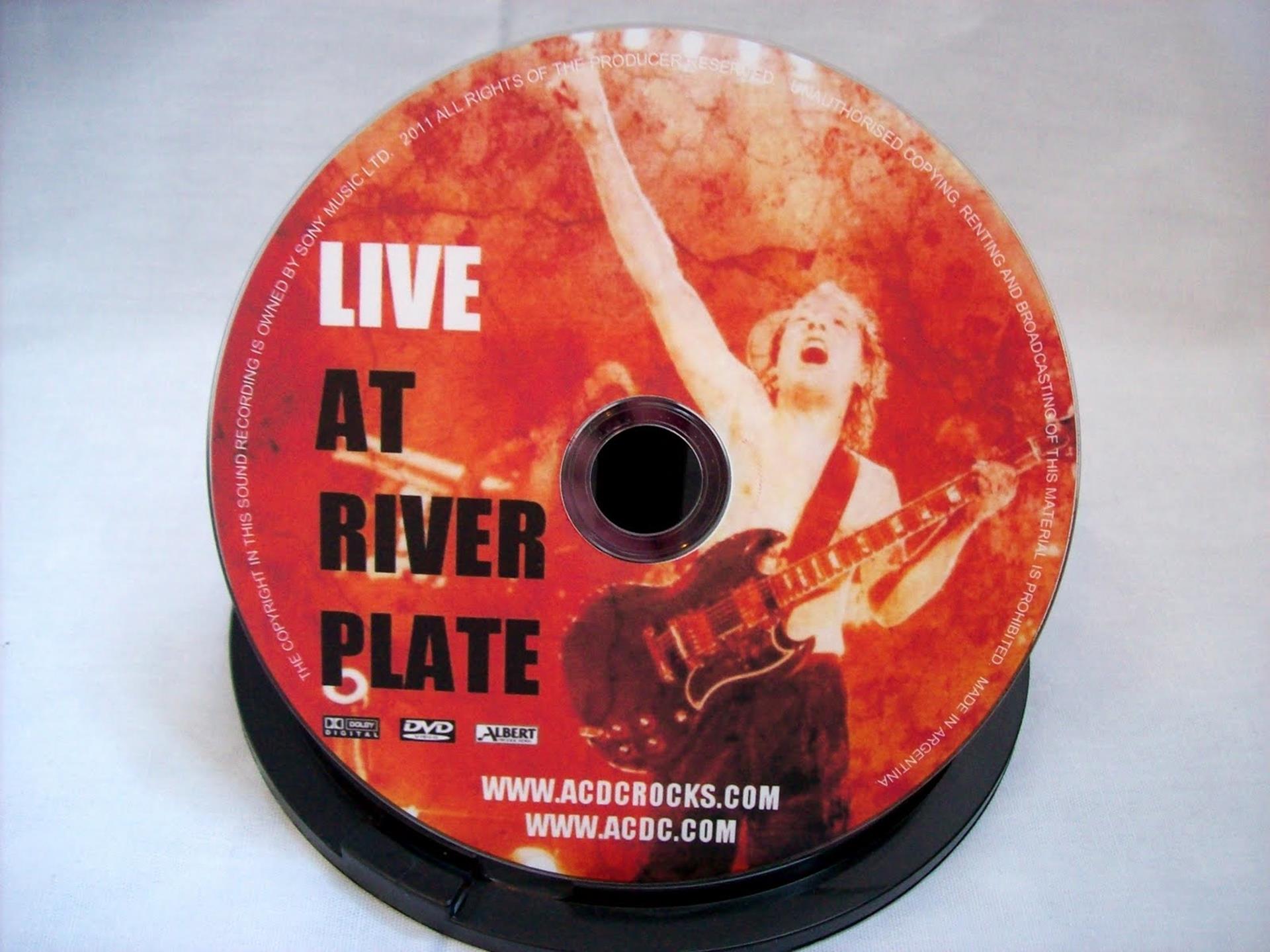 Ac dc river. AC DC Live at River Plate 2009. AC DC Live at River Plate концерт. Концерт AC DC Live at River Plate 2011. Плакат AC DC Live at River Plate.