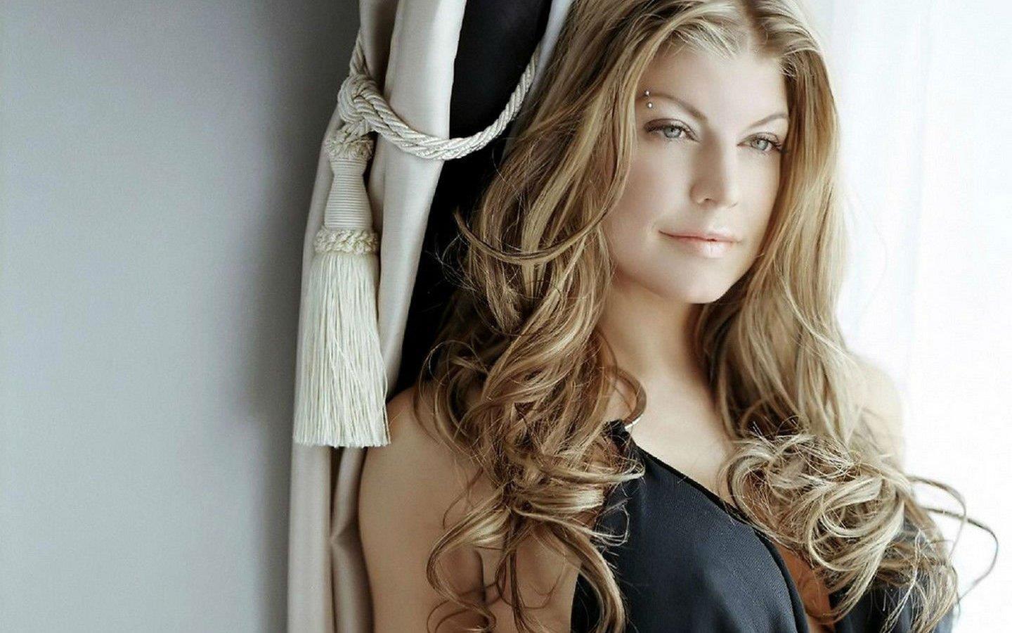 Fergie wallpaper